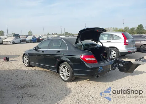 2013 Mercedes-Benz C 300 Sport 4Matic from USA, damaged, VIN WDDGF8AB6DR264682